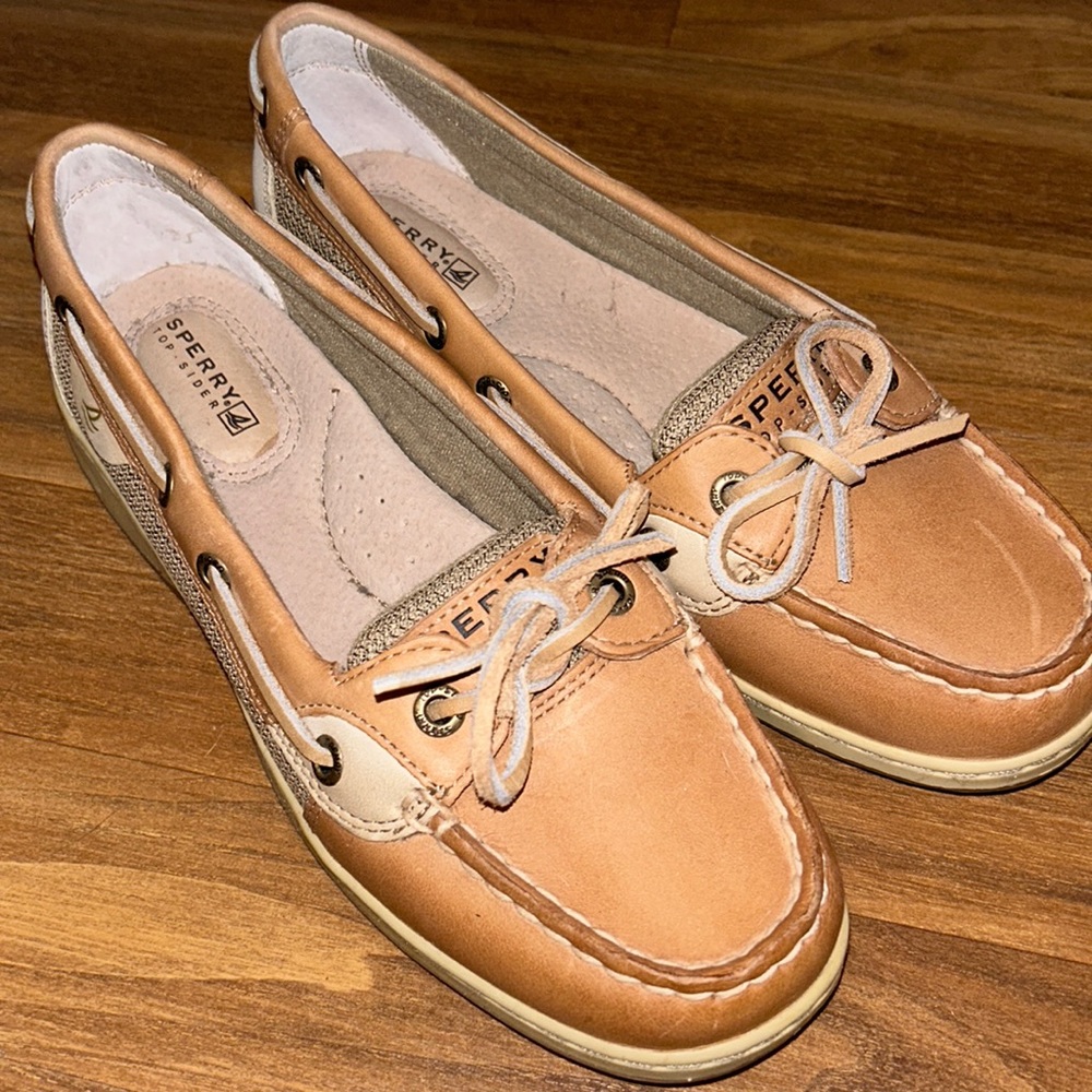 Size 7 Sperry